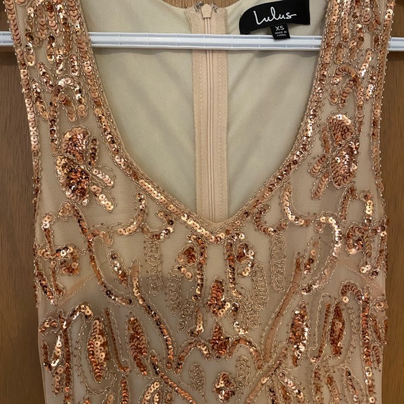 Lulu’s rose gold maxi dress XS - Picture 7 of 9
